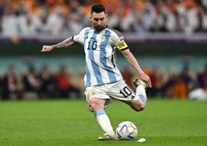 Leandro Paredes Hints at Lionel Messi’s Argentina Future, Leaving Fans Speculating