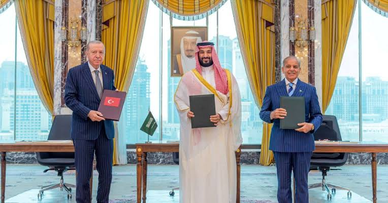 Pakistan, Saudi Arabia and Türkiye Set for Key Riyadh Talks Under Makkah Defence Pact
